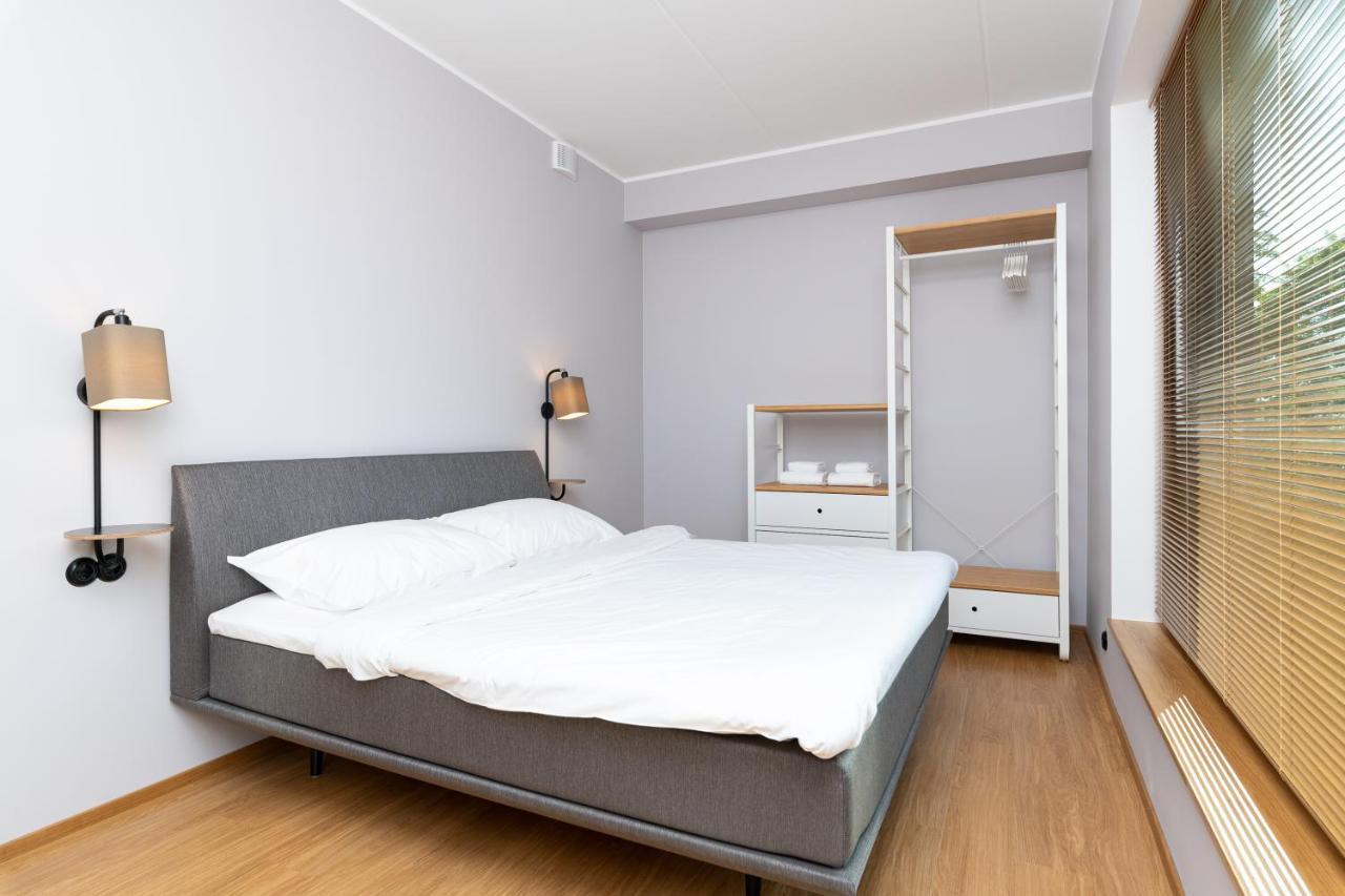 Self-Check-In Spacious 1 Bedroom Apartment With Free Parking Талин Екстериор снимка